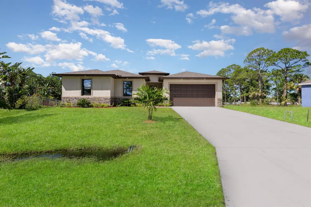 1319 Schneider Street SW Palm Bay, FL 32908