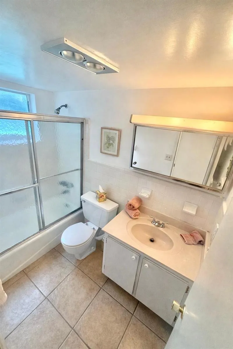 2050 NE 39th Street #209w Lighthouse Point, FL 33064