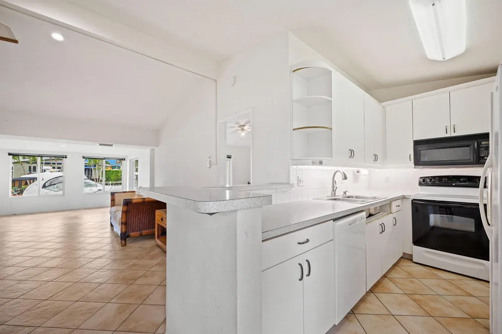 2637 Marathon Lane Fort Lauderdale, FL 33312