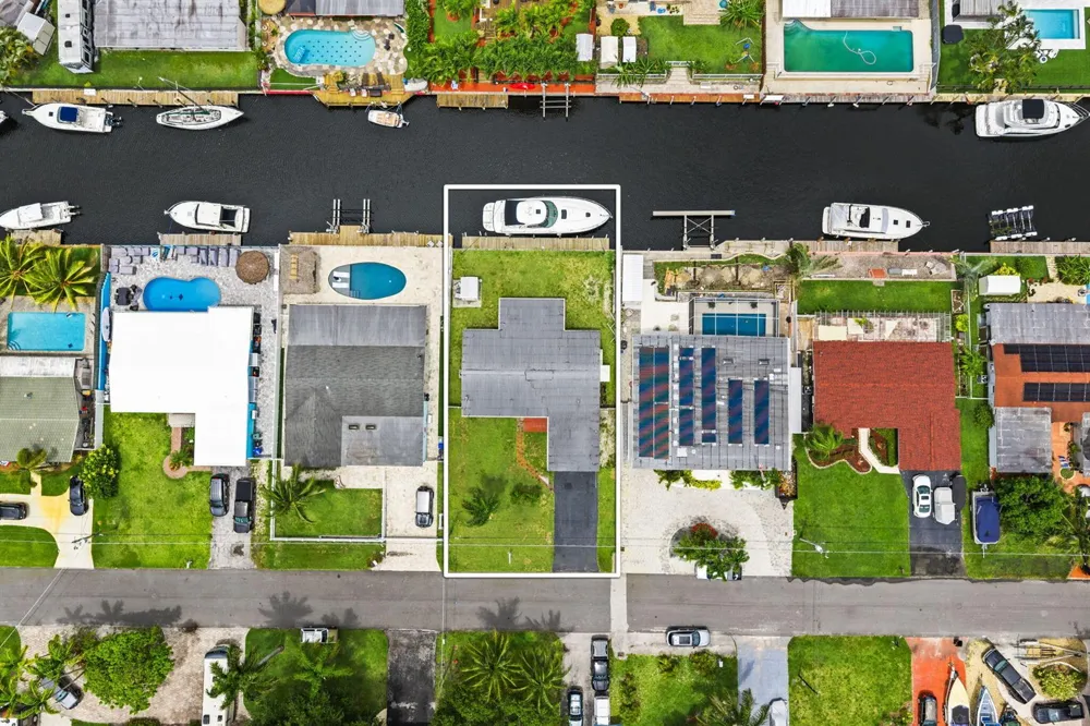 2637 Marathon Lane Fort Lauderdale, FL 33312