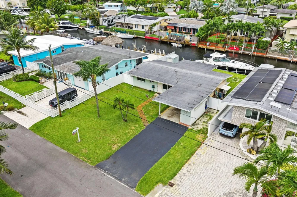 2637 Marathon Lane Fort Lauderdale, FL 33312