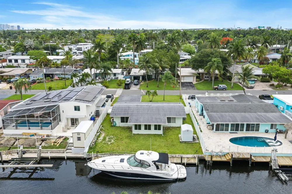 2637 Marathon Lane Fort Lauderdale, FL 33312