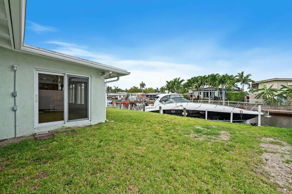 2637 Marathon Lane Fort Lauderdale, FL 33312