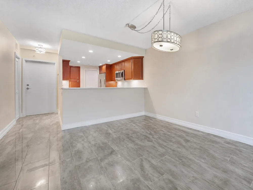 1500 S Ocean Boulevard #207 Lauderdale By The Sea, FL 33062