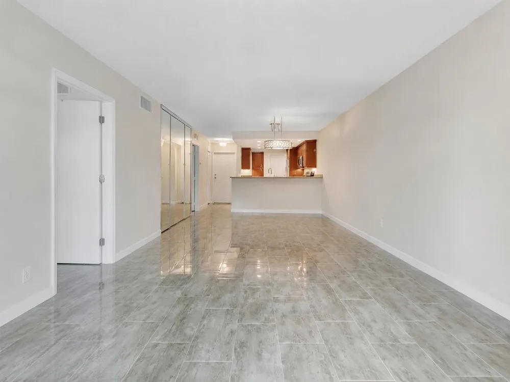 1500 S Ocean Boulevard #207 Lauderdale By The Sea, FL 33062