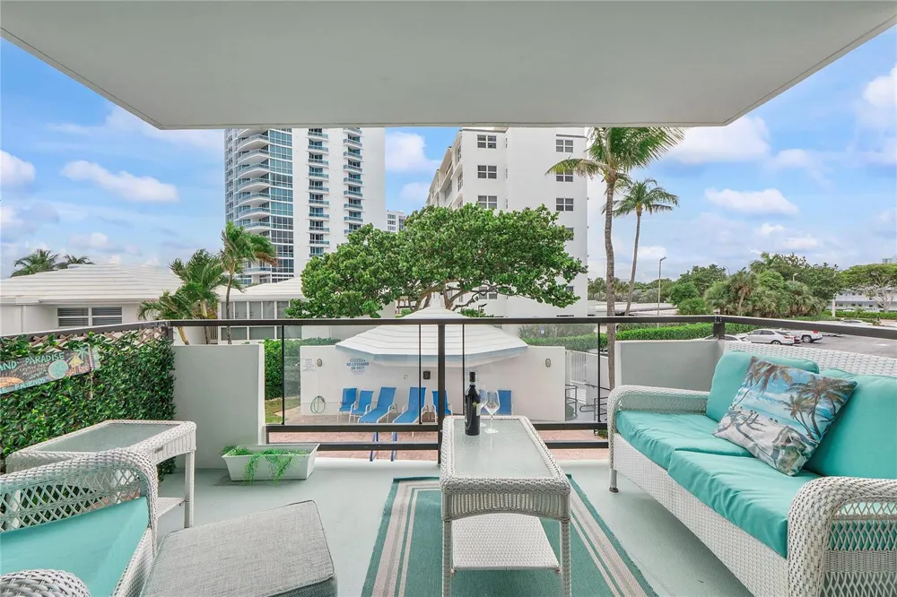 1500 S Ocean Boulevard #207 Lauderdale By The Sea, FL 33062