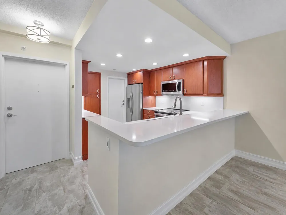 1500 S Ocean Boulevard #207 Lauderdale By The Sea, FL 33062