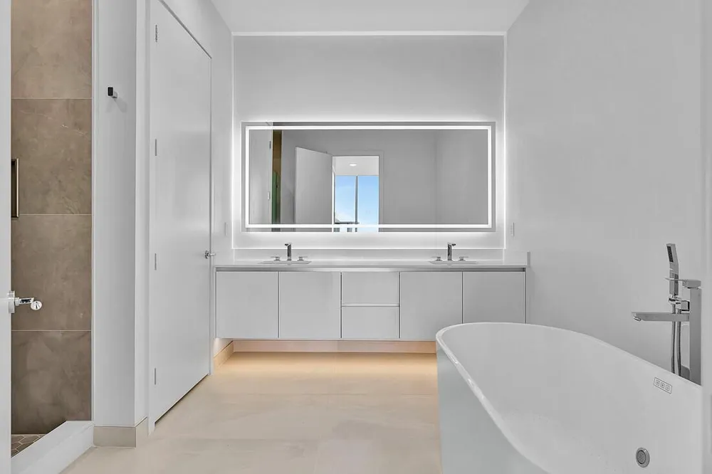 220 Lake Shore Drive #2411 Lake Park, FL 33403