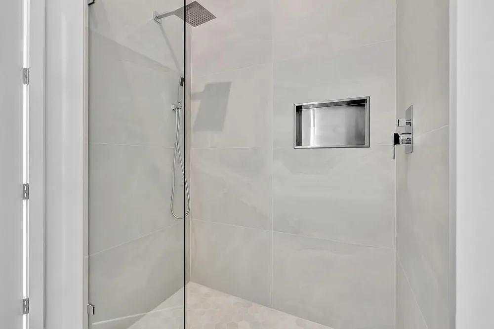 220 Lake Shore Drive #2411 Lake Park, FL 33403