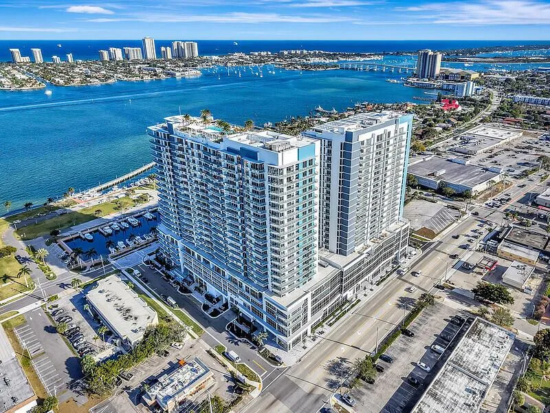 220 Lake Shore Drive #2411 Lake Park, FL 33403