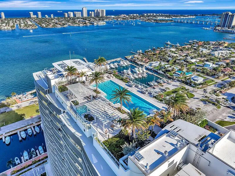 220 Lake Shore Drive #2411 Lake Park, FL 33403