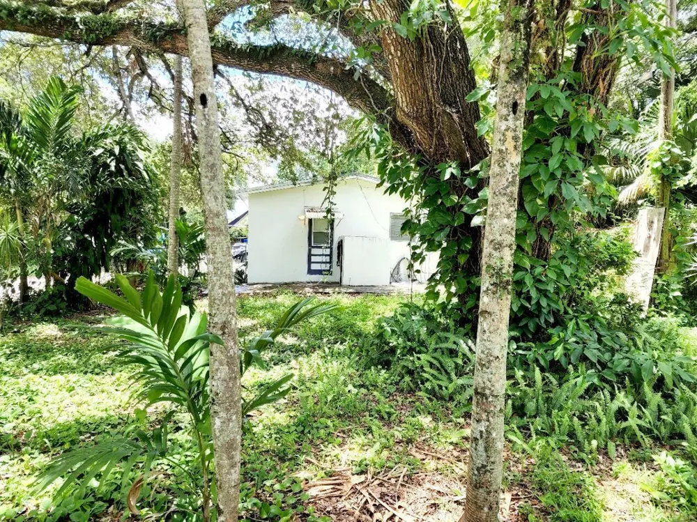 4124 32nd Court Hollywood, FL 33021
