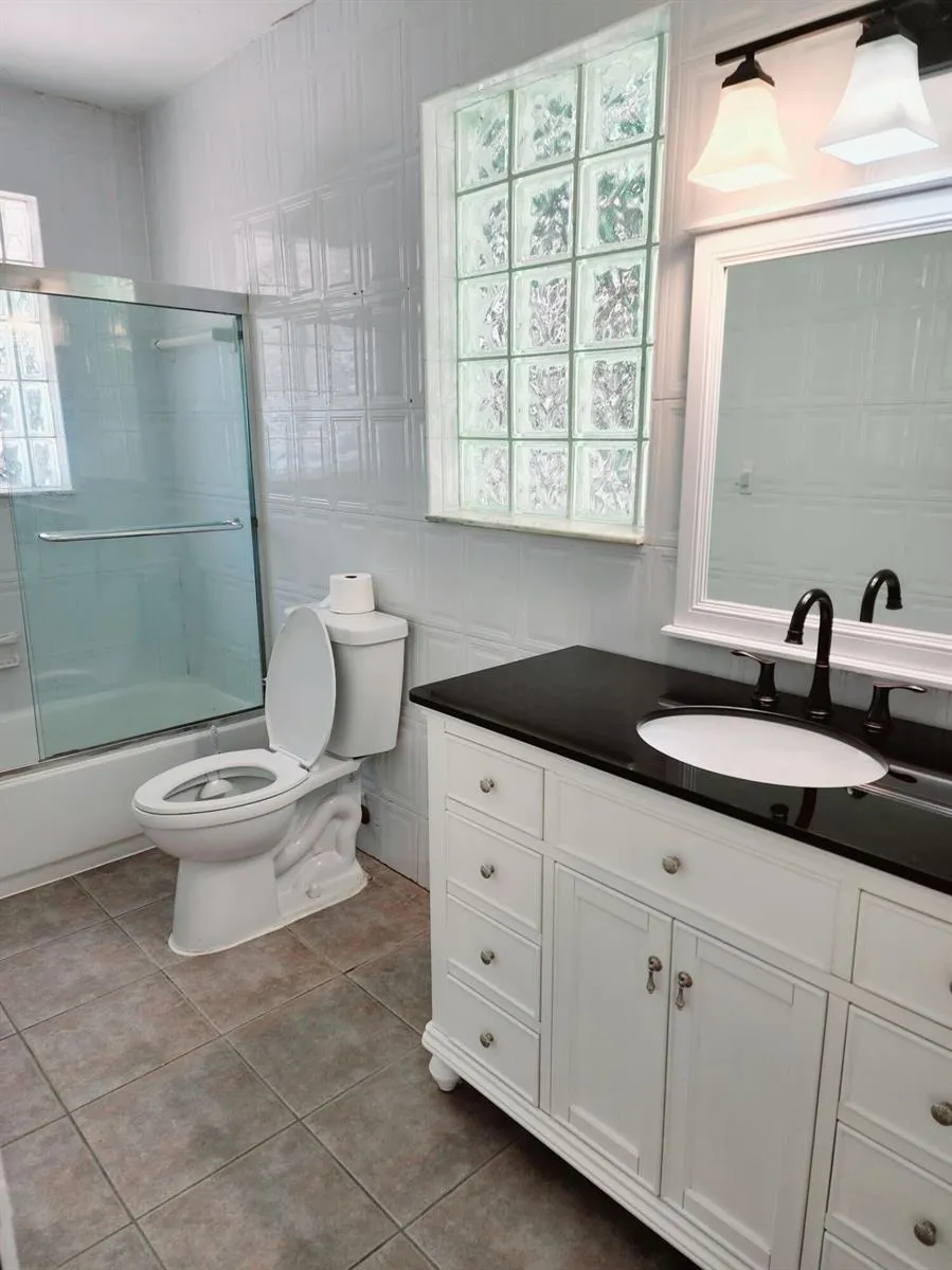 4124 32nd Court Hollywood, FL 33021
