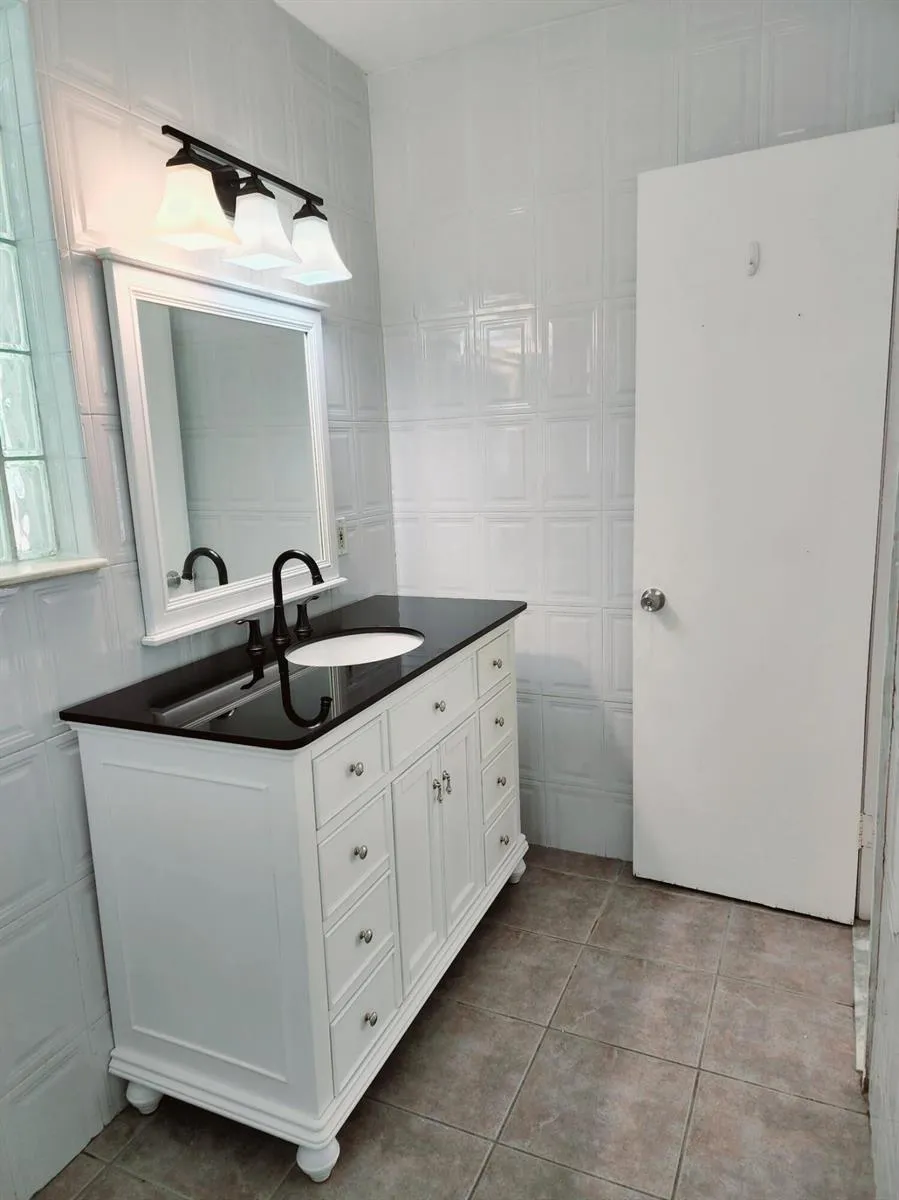 4124 32nd Court Hollywood, FL 33021