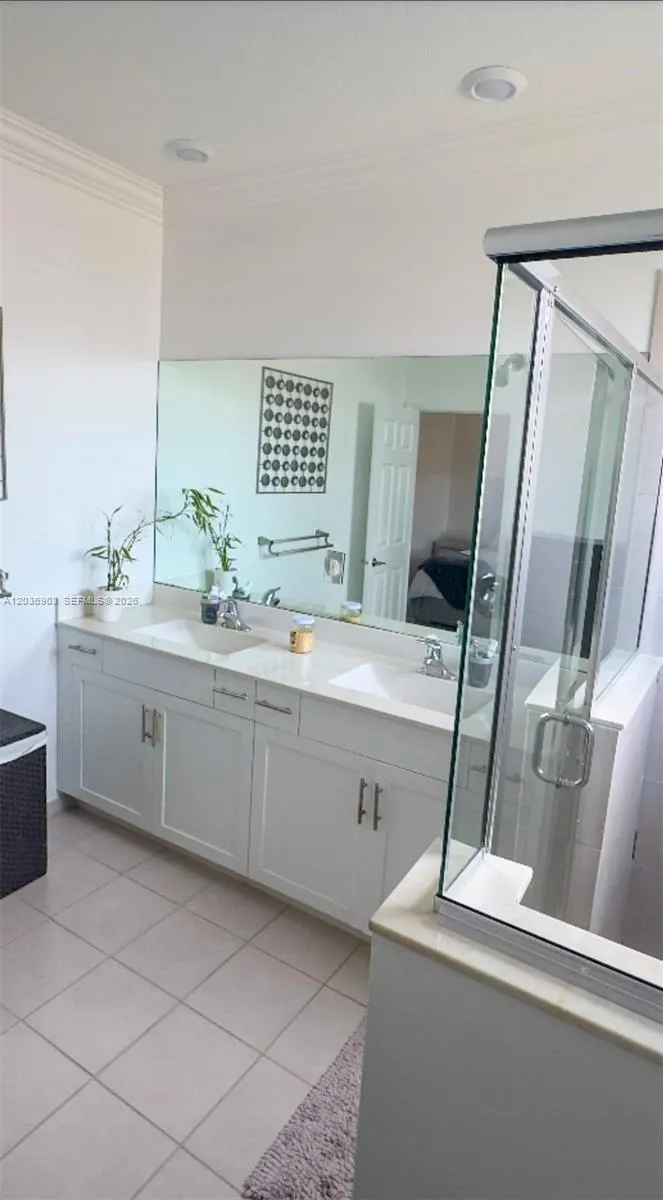 4715 Caspian Way Davie, FL 33314