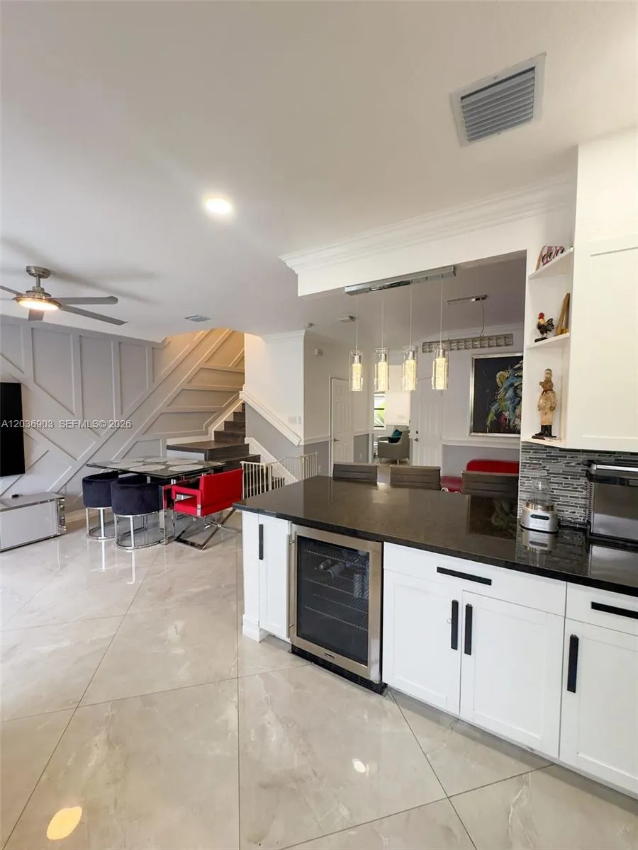 4715 Caspian Way Davie, FL 33314