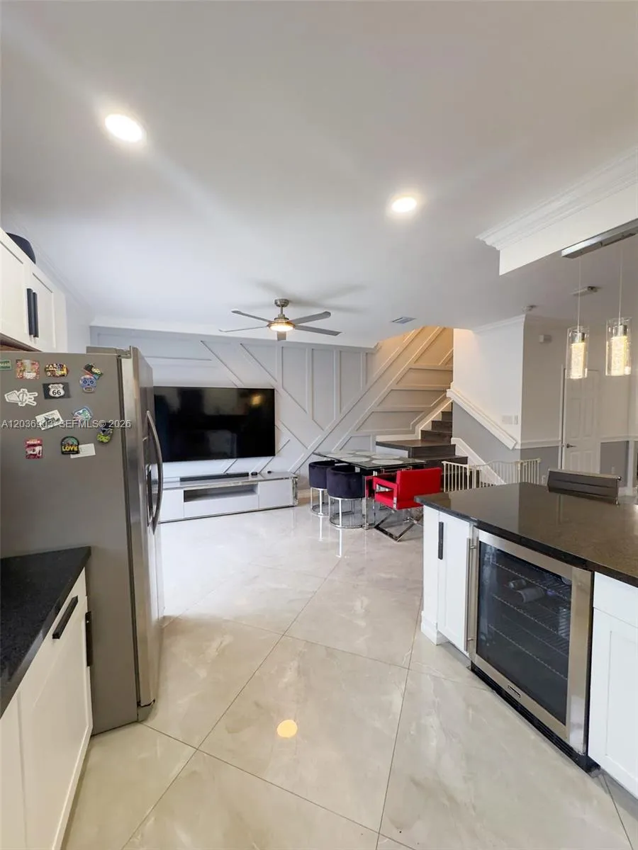 4715 Caspian Way Davie, FL 33314