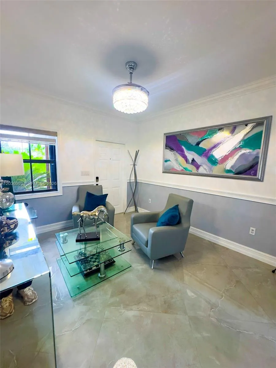 4715 Caspian Way Davie, FL 33314