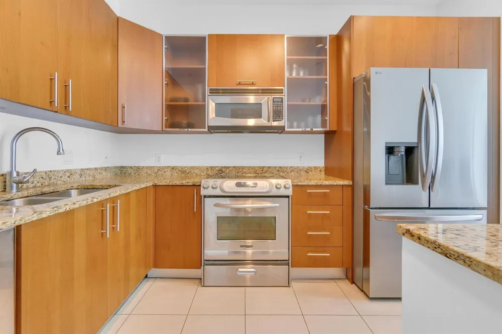1945 S Ocean Drive #502 Hallandale Beach, FL 33009