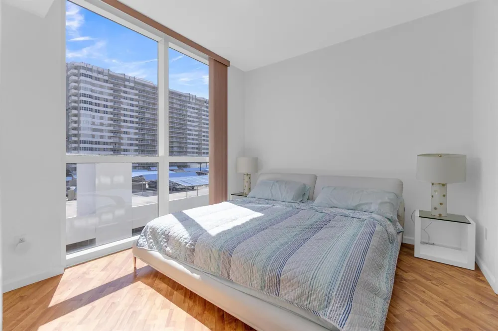 1945 S Ocean Drive #502 Hallandale Beach, FL 33009