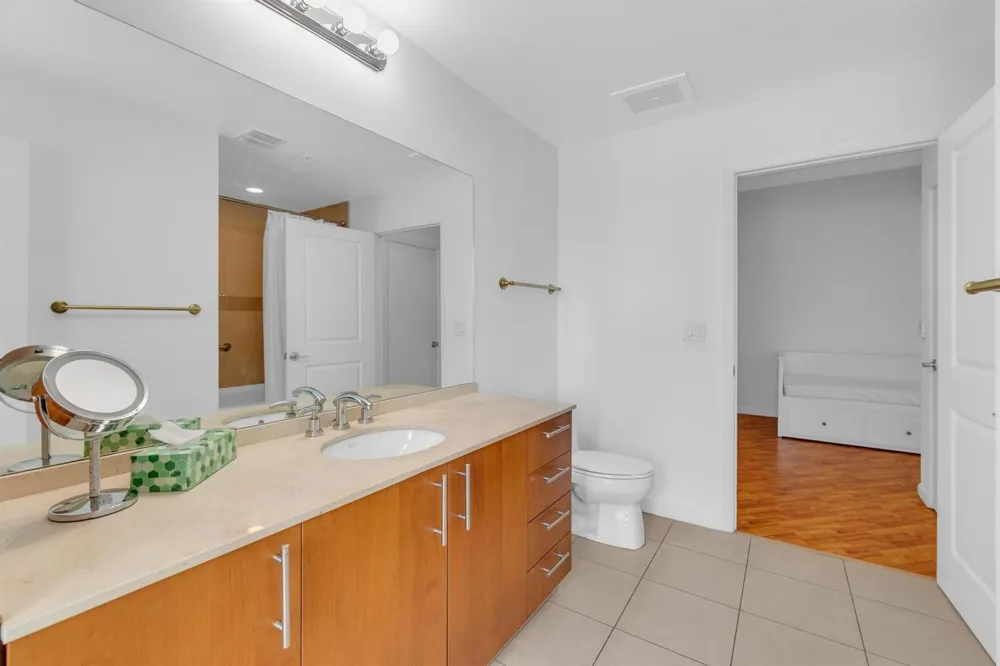 1945 S Ocean Drive #502 Hallandale Beach, FL 33009