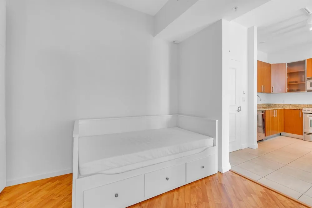1945 S Ocean Drive #502 Hallandale Beach, FL 33009