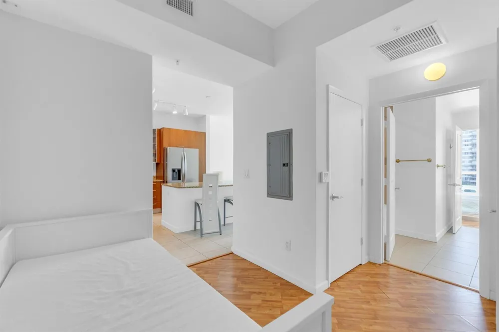 1945 S Ocean Drive #502 Hallandale Beach, FL 33009