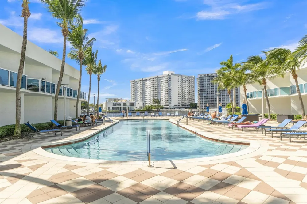 1945 S Ocean Drive #502 Hallandale Beach, FL 33009