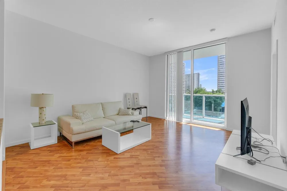 1945 S Ocean Drive #502 Hallandale Beach, FL 33009