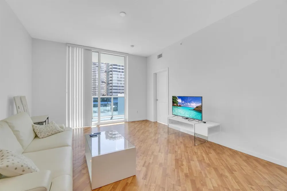 1945 S Ocean Drive #502 Hallandale Beach, FL 33009
