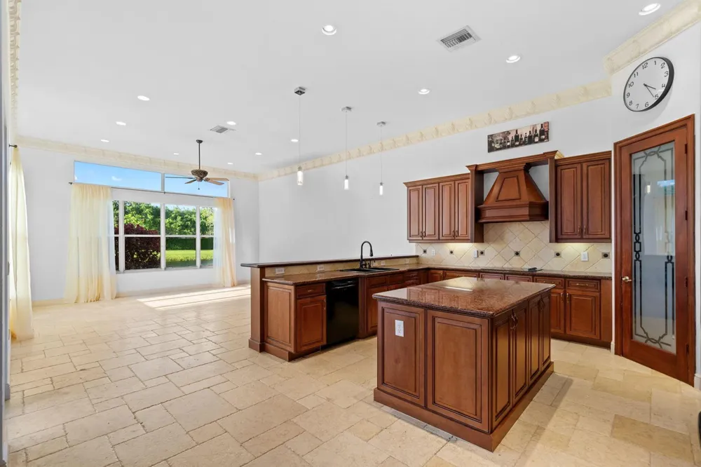 15273 SW 37th Street Davie, FL 33331