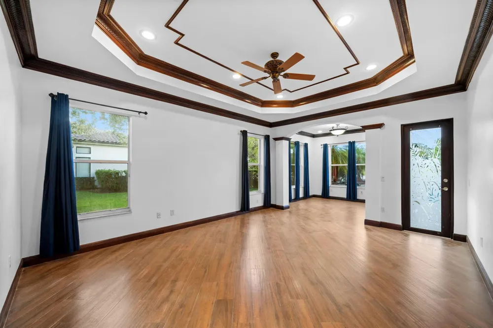 15273 SW 37th Street Davie, FL 33331