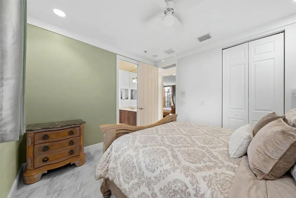 15273 SW 37th Street Davie, FL 33331