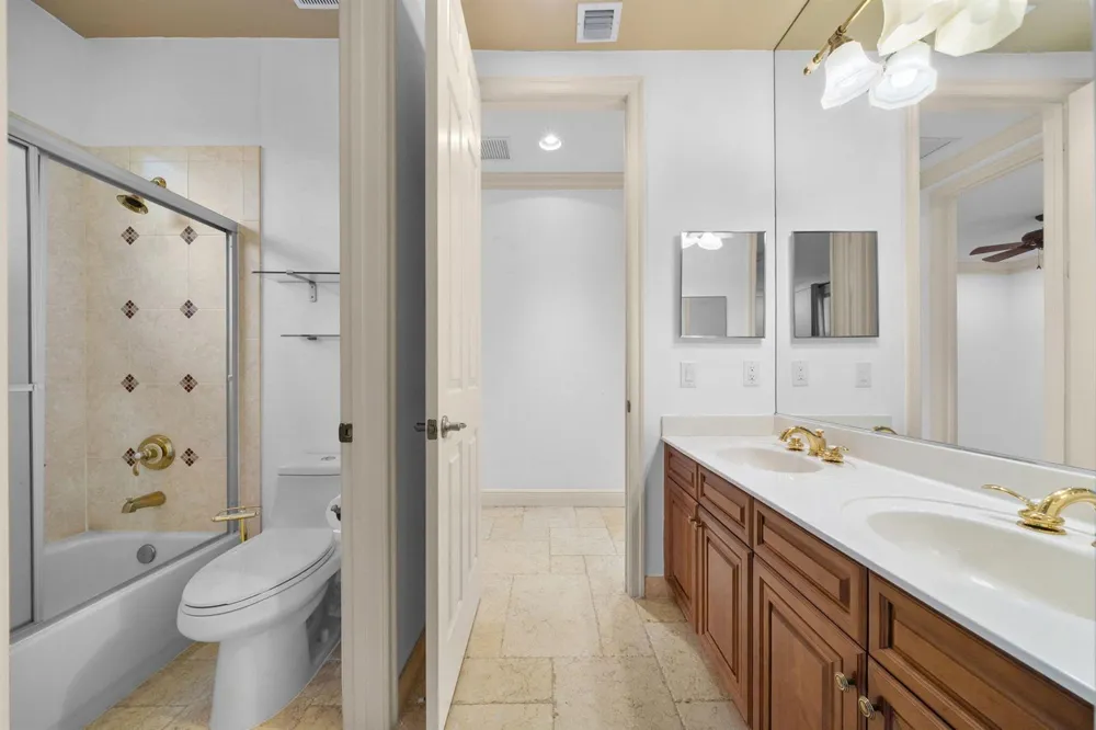 15273 SW 37th Street Davie, FL 33331