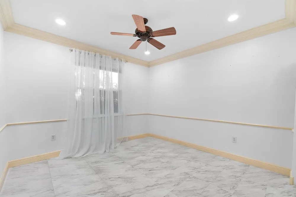 15273 SW 37th Street Davie, FL 33331