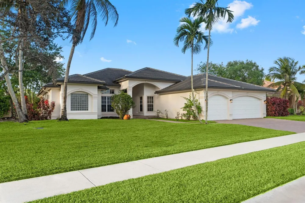 15273 SW 37th Street Davie, FL 33331
