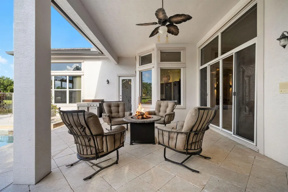 15273 SW 37th Street Davie, FL 33331