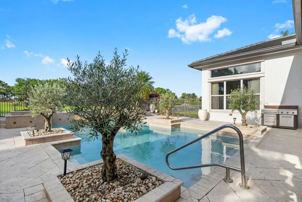 15273 SW 37th Street Davie, FL 33331