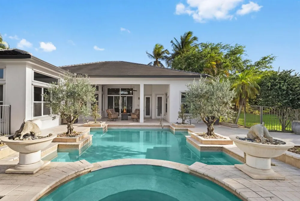 15273 SW 37th Street Davie, FL 33331