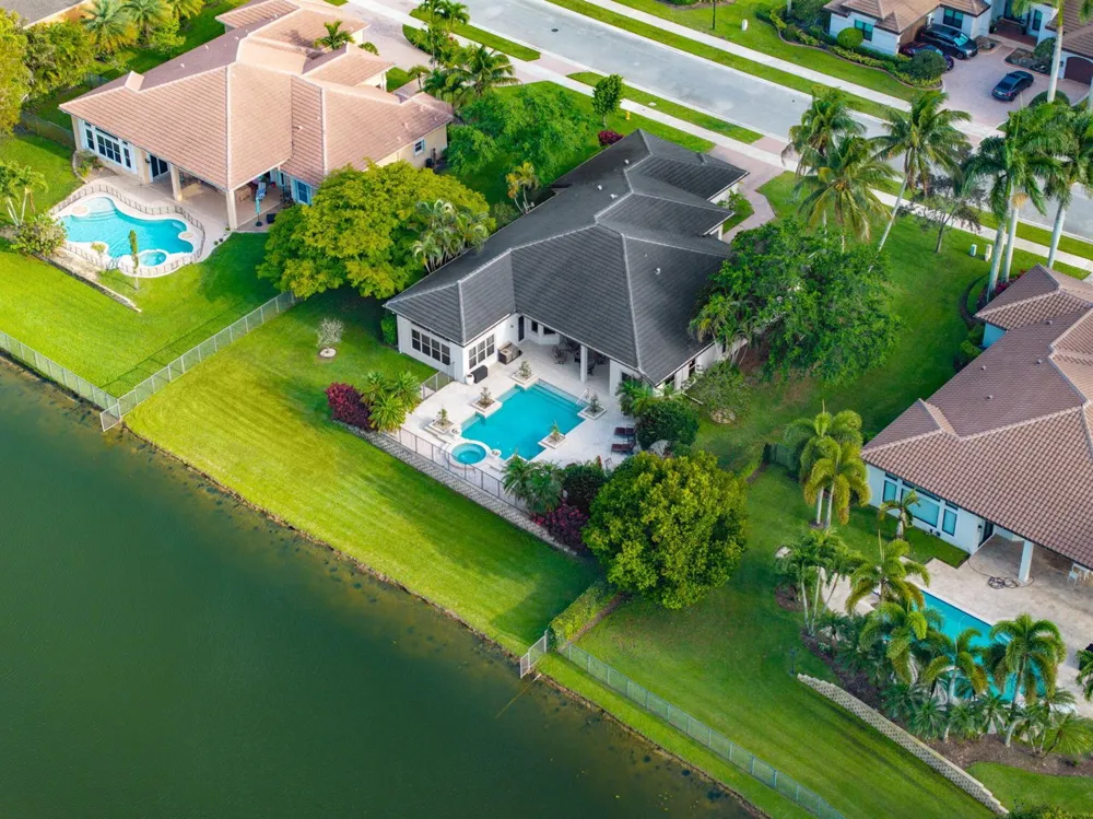 15273 SW 37th Street Davie, FL 33331