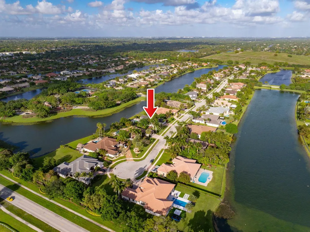 15273 SW 37th Street Davie, FL 33331