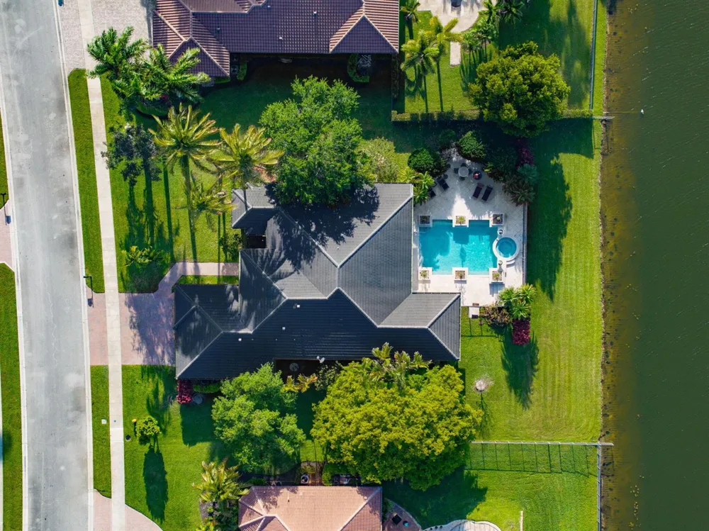 15273 SW 37th Street Davie, FL 33331