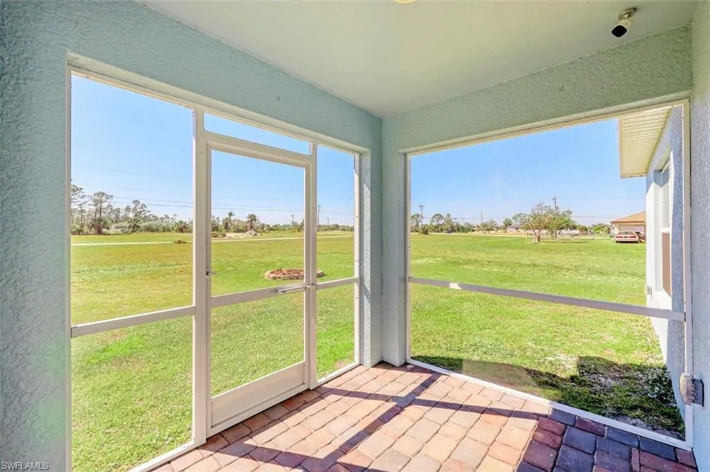 1634 NE 34th Street Cape Coral, FL 33909