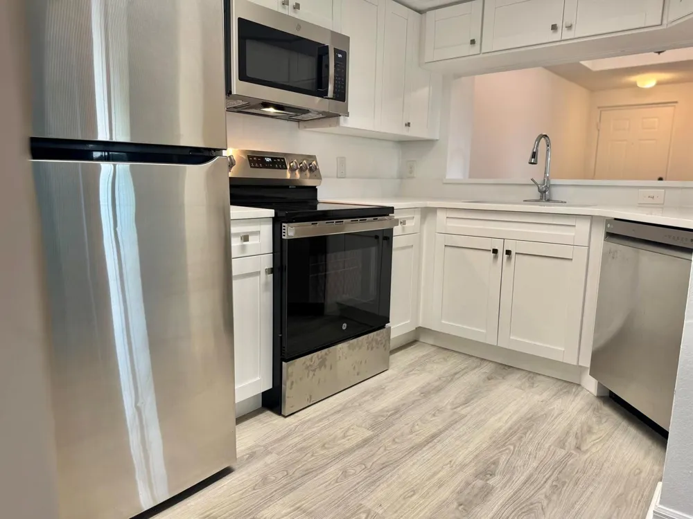 2725 Anzio Court #304 Palm Beach Gardens, FL 33410