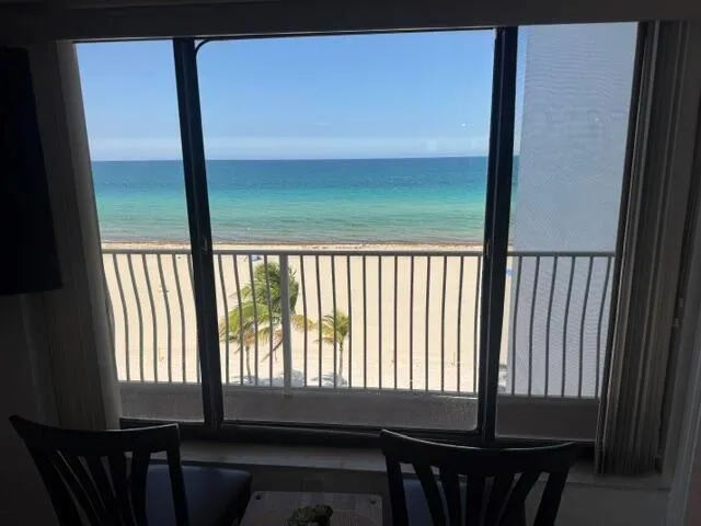 300 Oregon Street #502 Hollywood, FL 33019