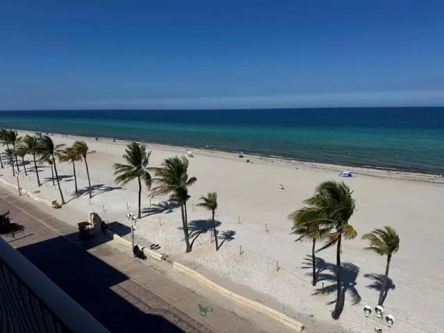 300 Oregon Street #502 Hollywood, FL 33019