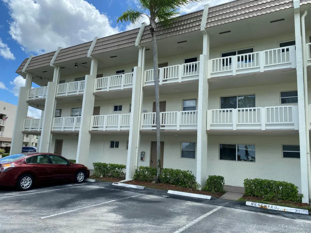 6890 Royal Palm Boulevard #209h Margate, FL 33063
