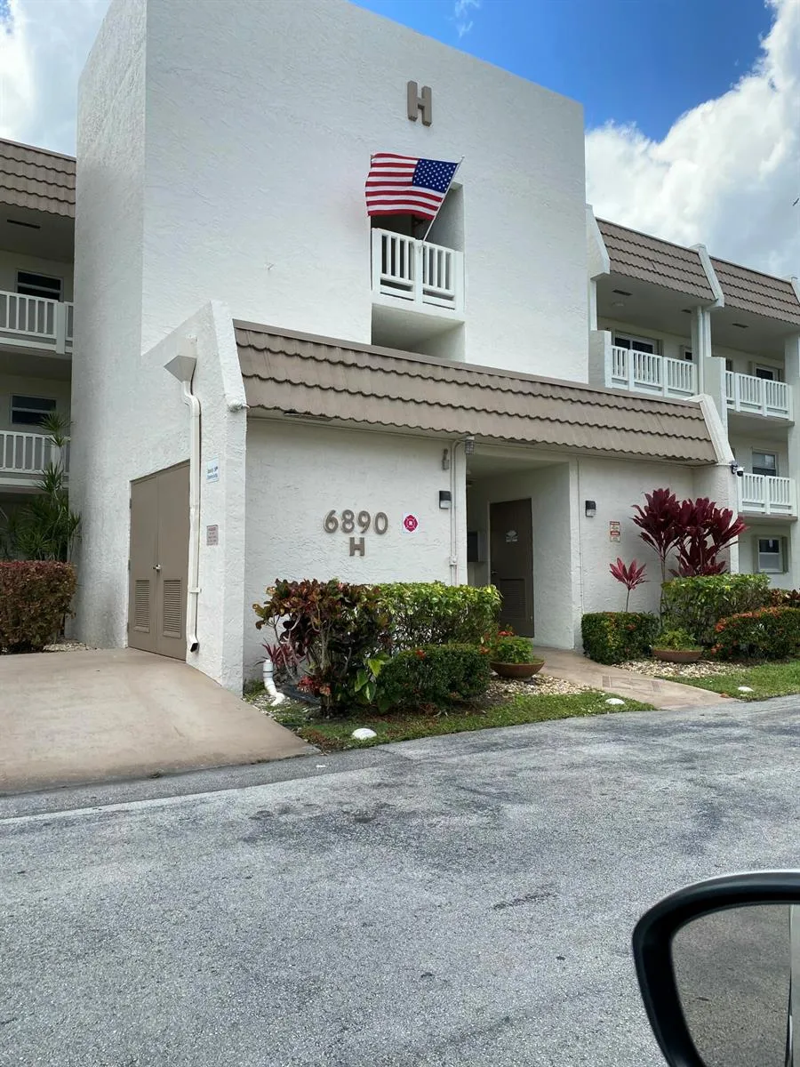 6890 Royal Palm Boulevard #209h Margate, FL 33063