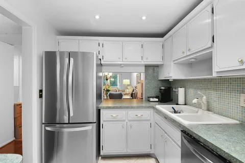 400 NE 20th Street #A207