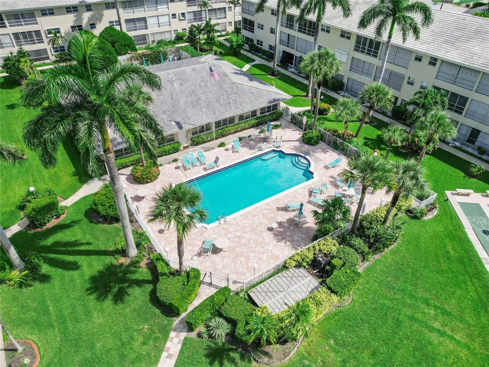 1951 NE 39th Street #156 Lighthouse Point, FL 33064